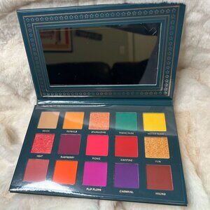 NEW-Ace Beaute-Nostalgia Eyeshadow Palette (15 colors)